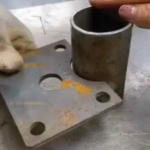 M&aacute;quina de Solda em a&ccedil;&atilde;o
